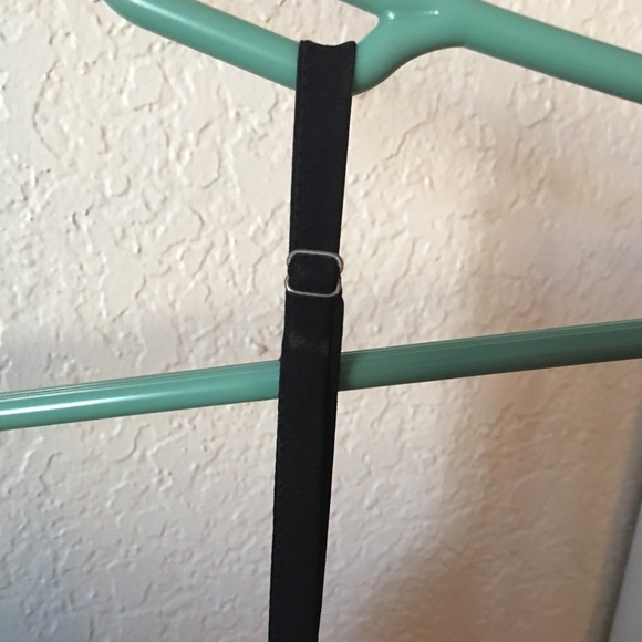 Sleeveless flower print dress with pockets - Picture 4 of 4